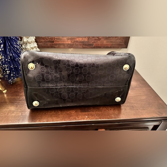 Brown Patent MK Handbag - Picture 4 of 6